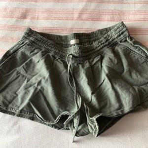 Holister green cargo shorts